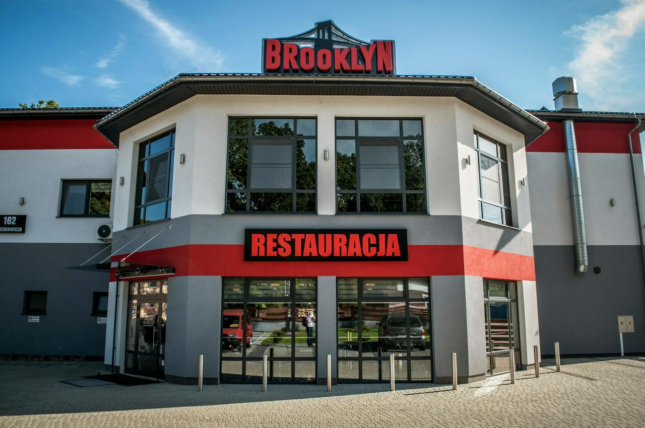Brooklyn Noclegi Jasło Esterno foto