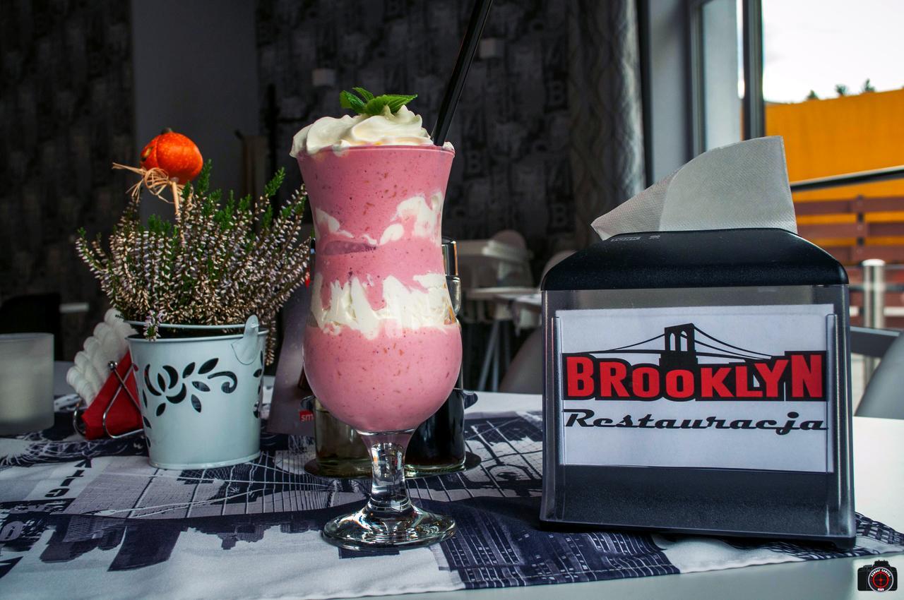 Brooklyn Noclegi Jasło Esterno foto